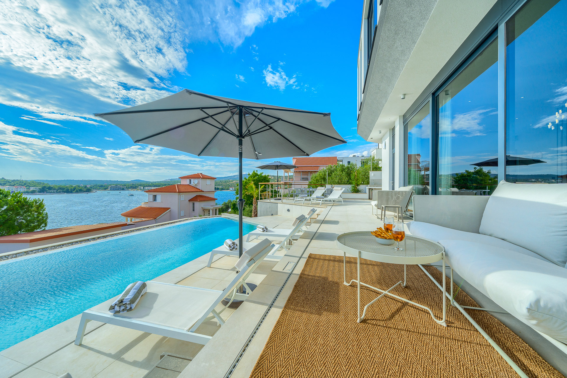 Huvilaloma Kroatiassa Zadar allas